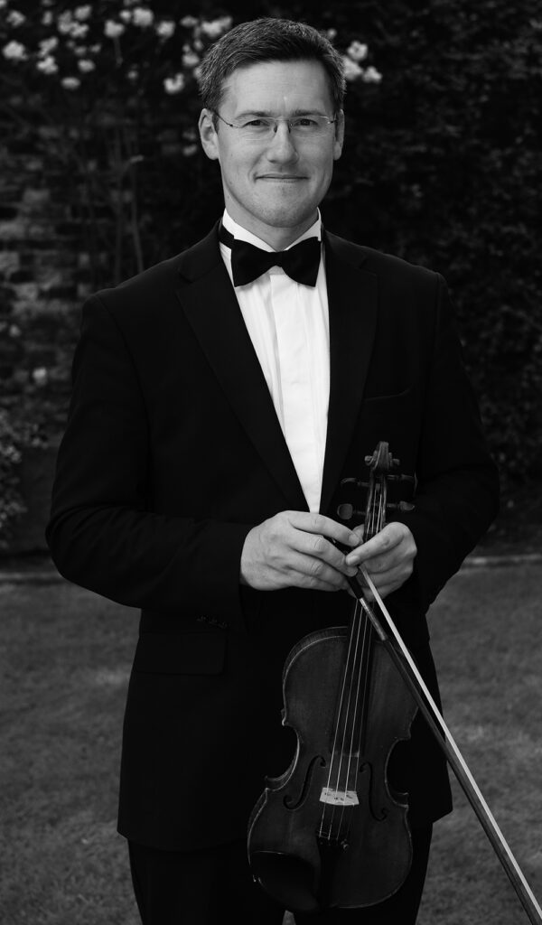 Chris Hilton - Violinist